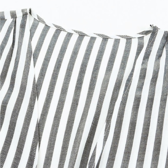 Gray Kimono sleeve romper with tie front and pockets - Picture 8 of 13